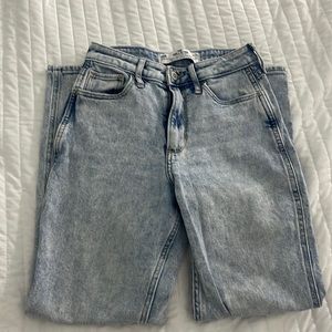 Hollister size 23 length 27 curvy vintage mom jeans
